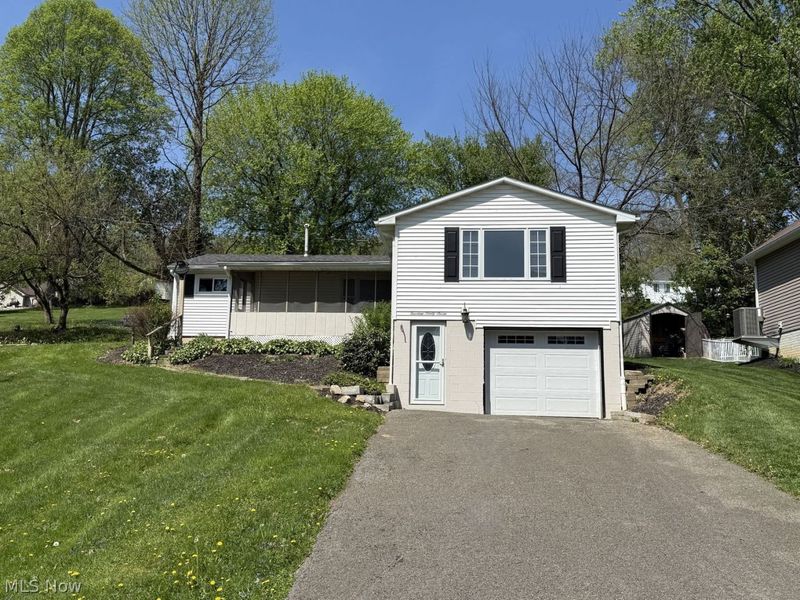 1497 Lake Front Drive, Salem, OH 44460 Photo 5