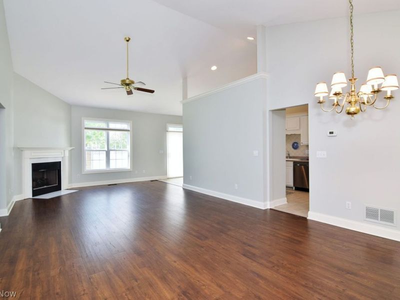 441 Rosebury Court, Mayfield Heights, OH 44124 Photo 3