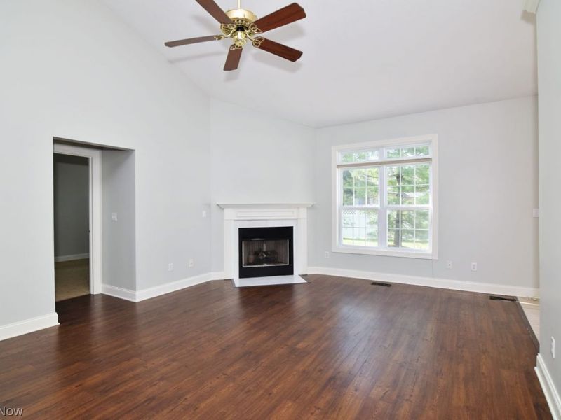 441 Rosebury Court, Mayfield Heights, OH 44124 Photo 4