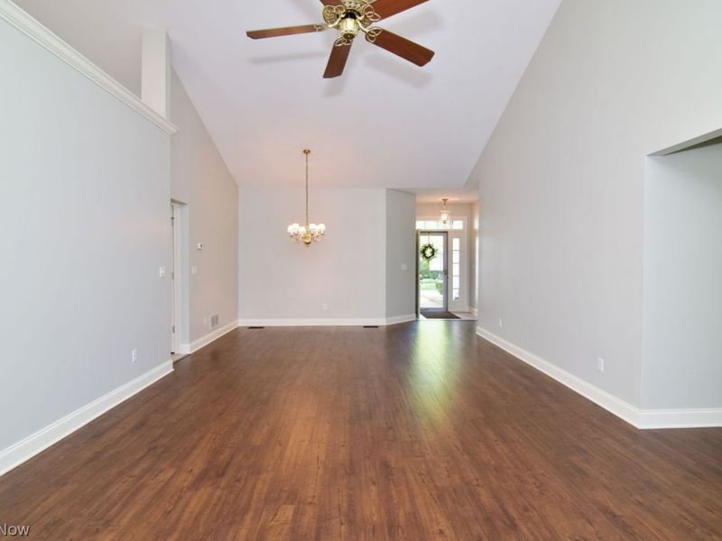 441 Rosebury Court, Mayfield Heights, OH 44124 Photo 5