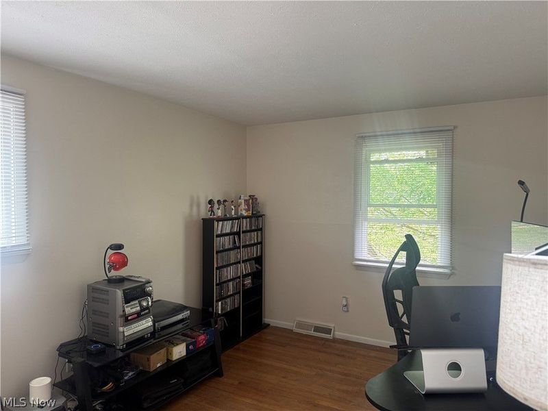 757 Abbe Road N, Elyria, OH 44035 Photo 15