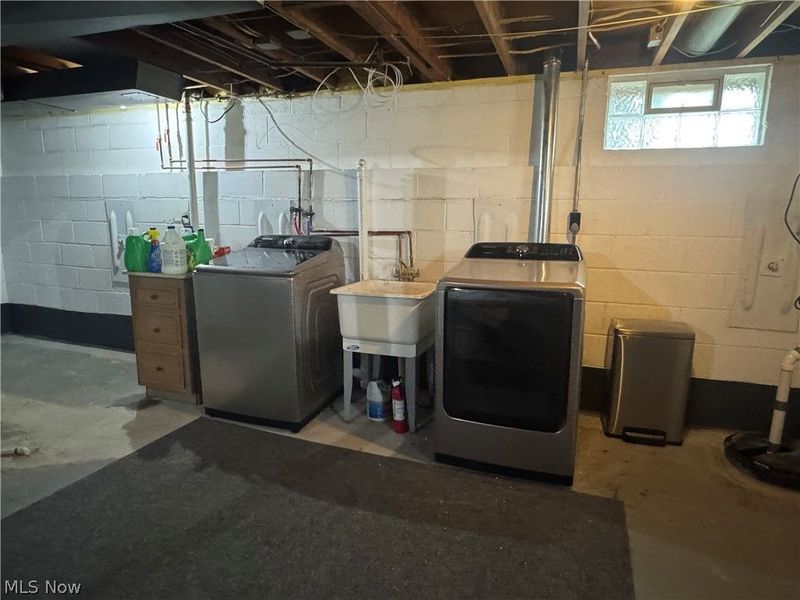 757 Abbe Road N, Elyria, OH 44035 Photo 18