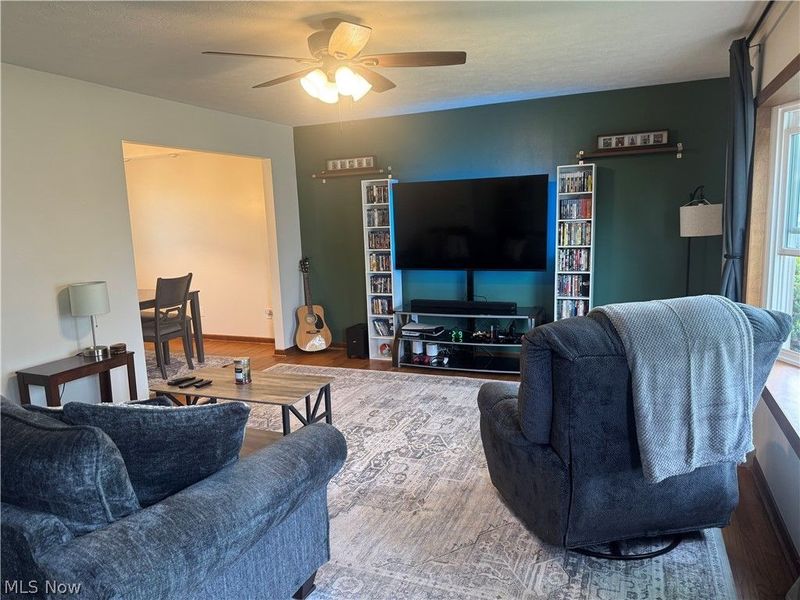 757 Abbe Road N, Elyria, OH 44035 Photo 2