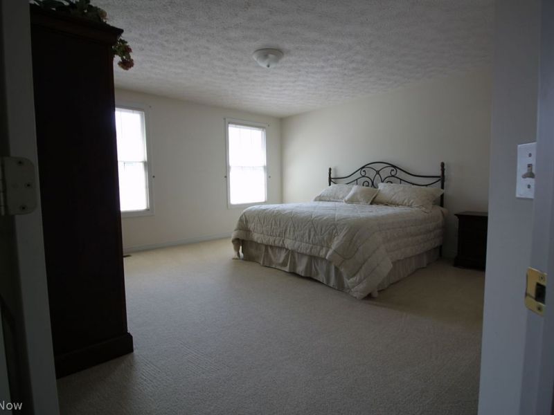 7960 Bainbrook Drive, Chagrin Falls, OH 44023 Photo 19