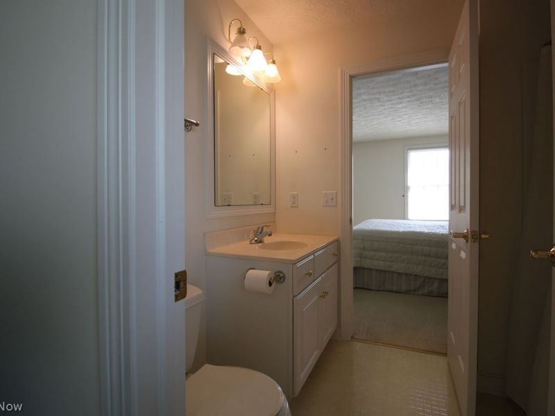 7960 Bainbrook Drive, Chagrin Falls, OH 44023 Photo 20