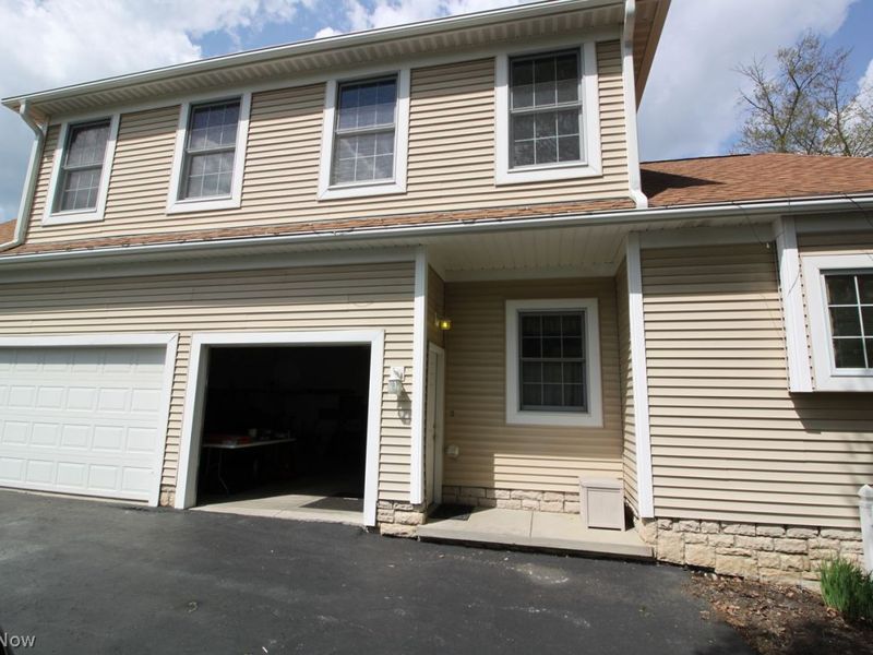 7960 Bainbrook Drive, Chagrin Falls, OH 44023 Photo 29