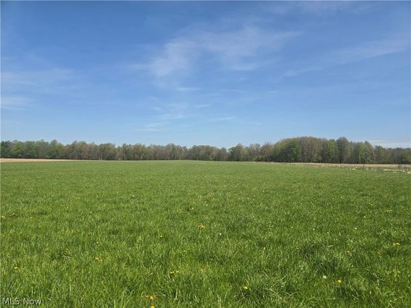 Tische Road , Jefferson, OH 44084