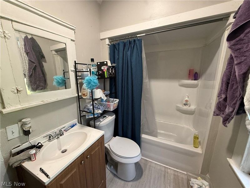 3213 Louisiana Avenue, Cleveland, OH 44109 Photo 18