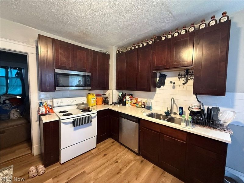 3213 Louisiana Avenue, Cleveland, OH 44109 Photo 5