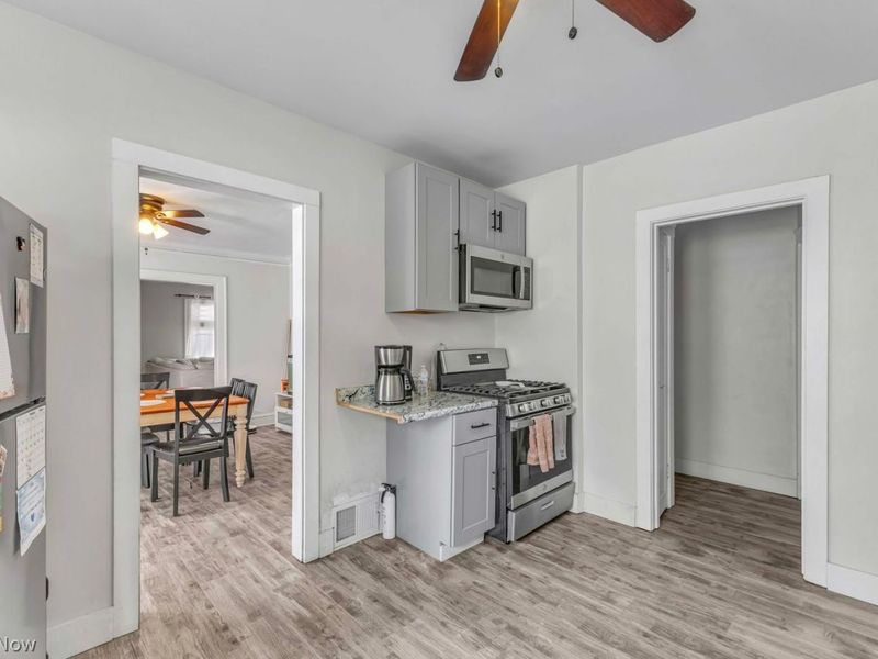 3321 W 119th Street, Cleveland, OH 44111 Photo 19