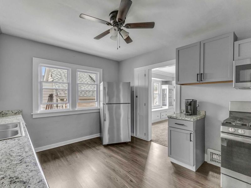 3321 W 119th Street, Cleveland, OH 44111 Photo 34