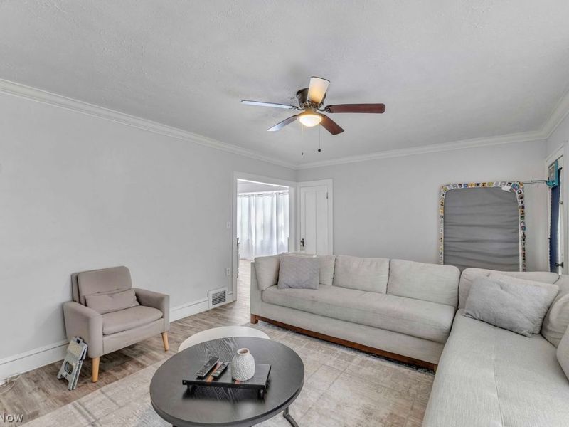 3321 W 119th Street, Cleveland, OH 44111 Photo 8