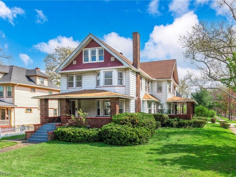 1671 Lee Road, Cleveland Heights, OH 44118 Photo 2
