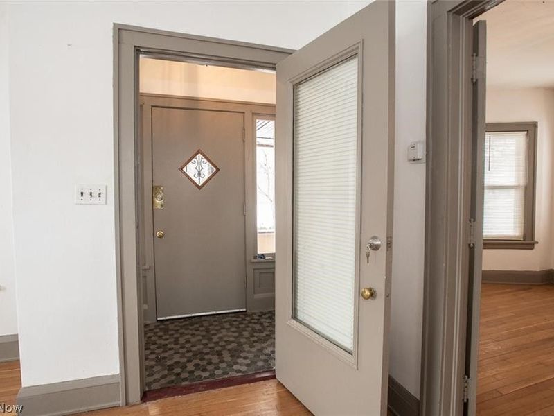1671 Lee Road, Cleveland Heights, OH 44118 Photo 25