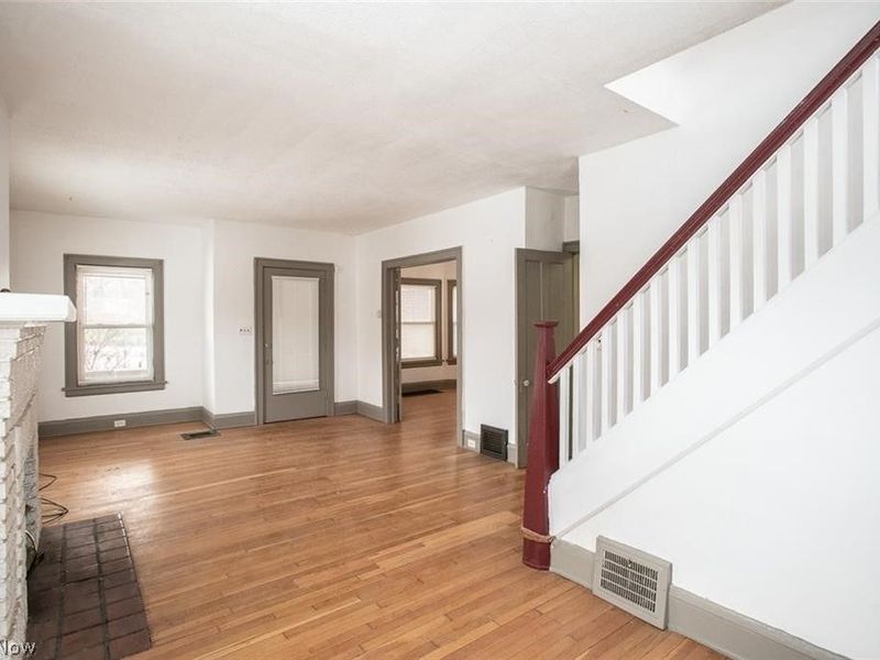 1671 Lee Road, Cleveland Heights, OH 44118 Photo 26