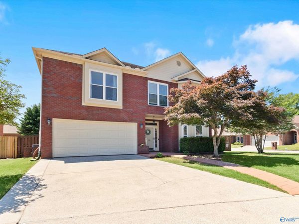 105 Lancaster Court SW, Huntsville, AL 35824