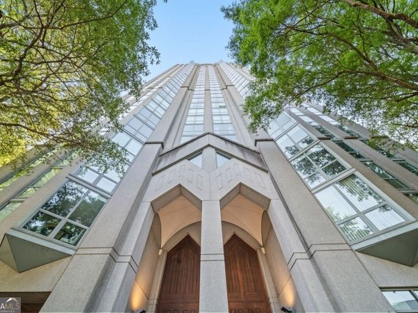 2870 Pharr Court NW, Unit 506, Atlanta, GA 30305