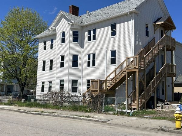 2 Stevens Rd, Worcester, MA 01603