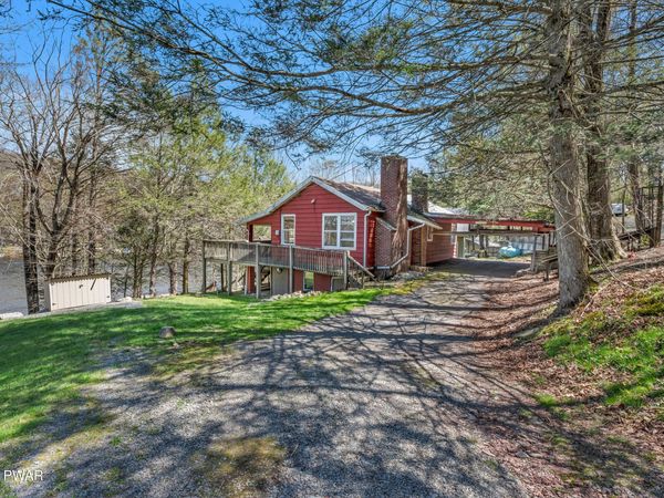 104 Al Wa Da Court , Greentown, PA 18426