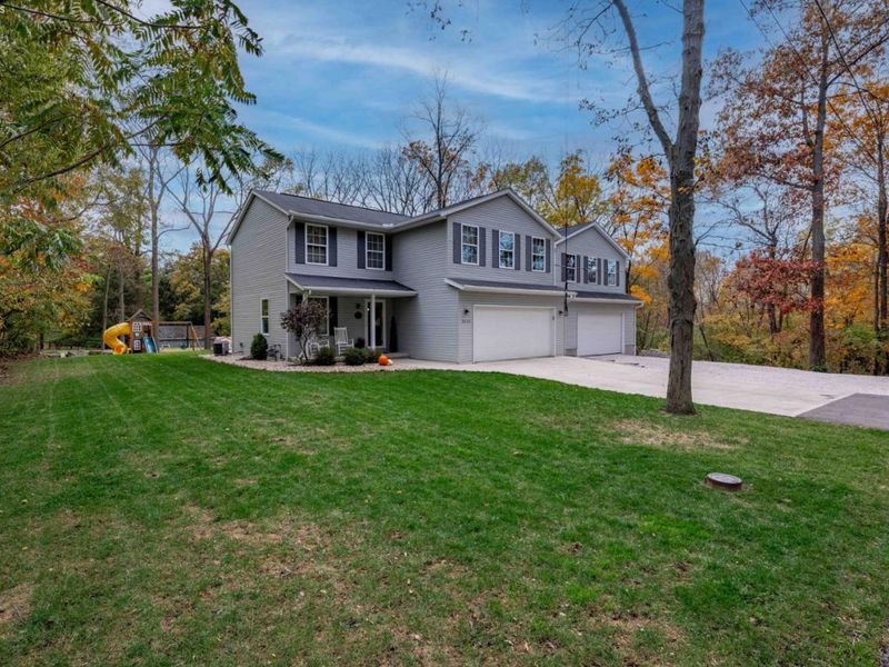 3610 E Highland Drive, Port Clinton, OH 43452 Photo 3