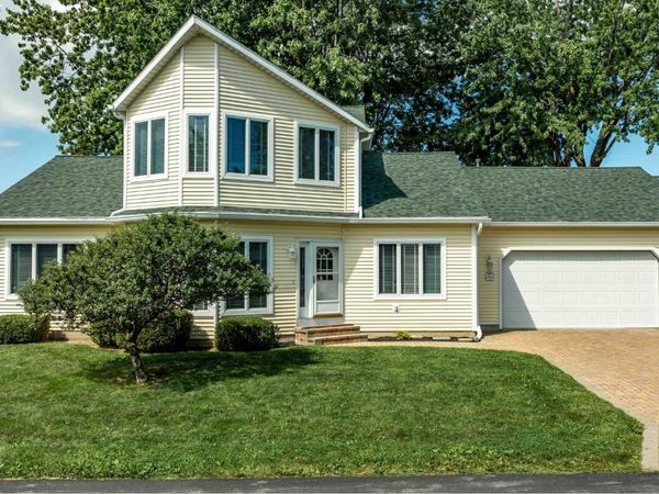 2970 N Swift Drive, Port Clinton, OH 43452