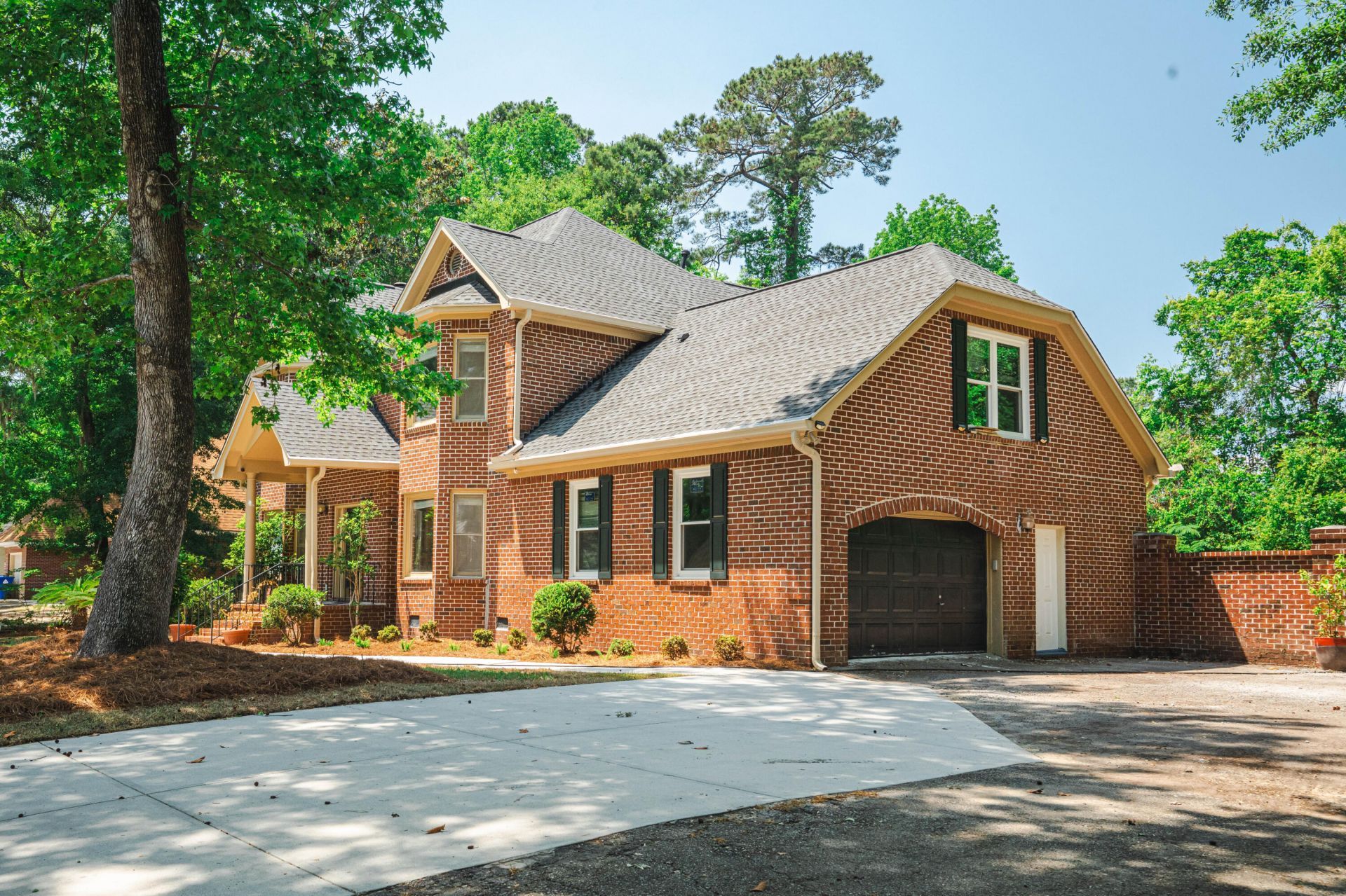 1894 Houghton Drive Photo 3