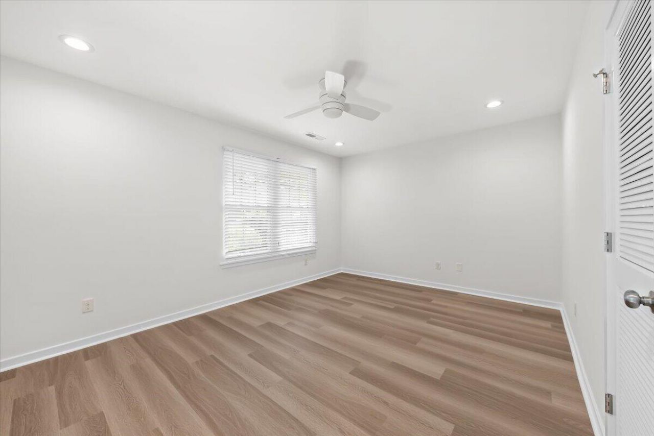 1120 Daffodil Lane Photo 19