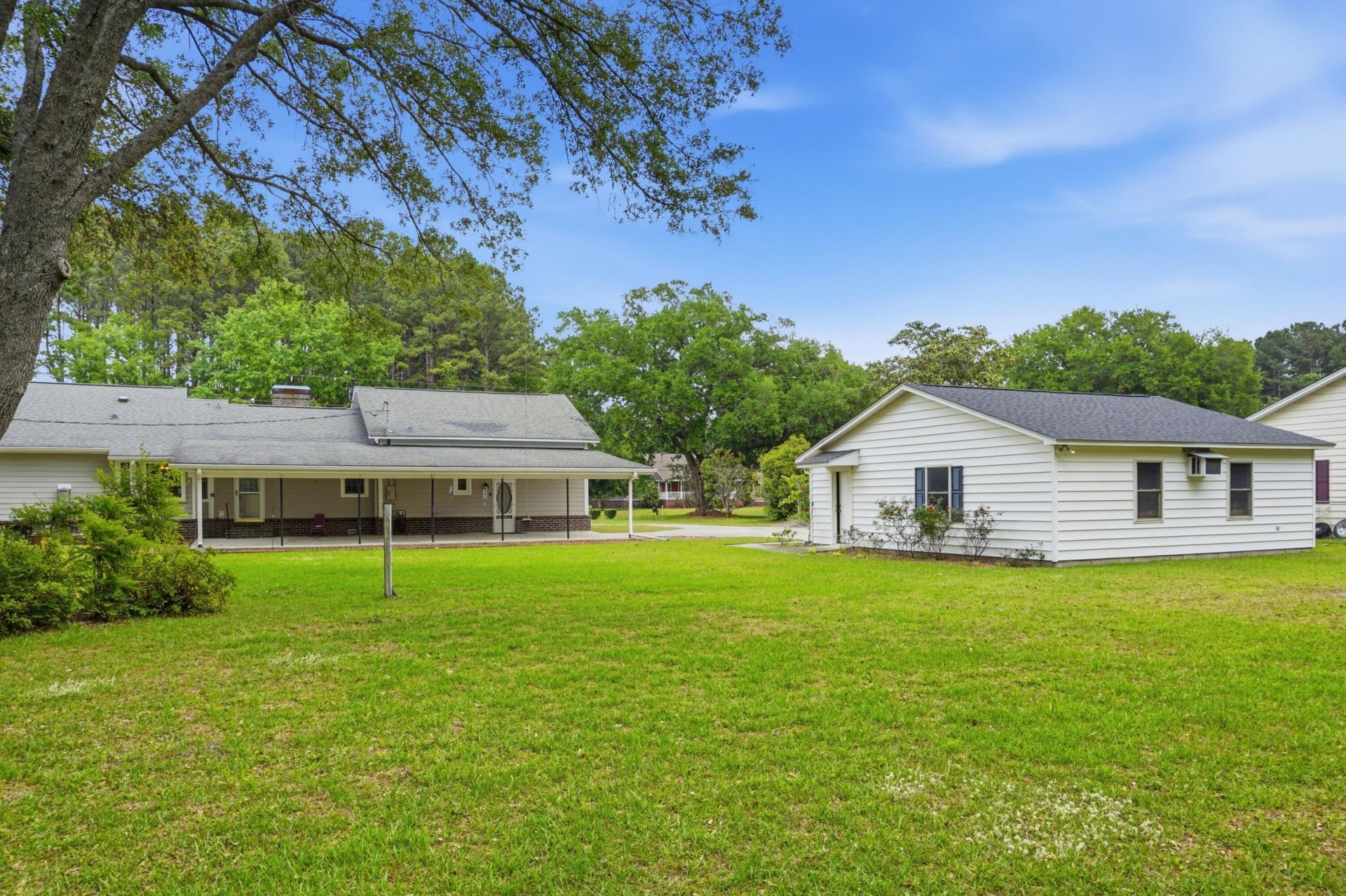 339 Dutch Lane Photo 39