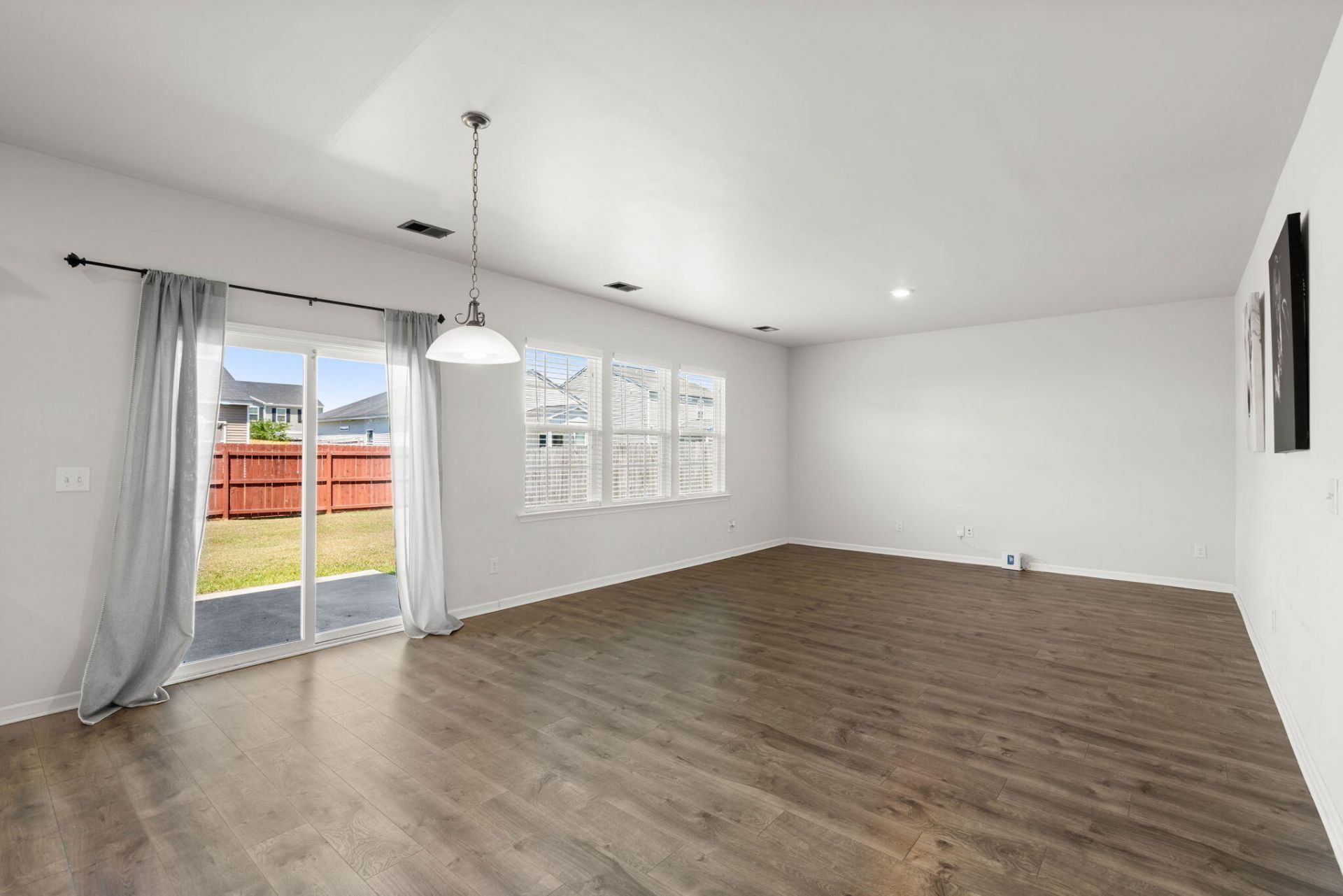 410 Philbrick Drive Photo 15