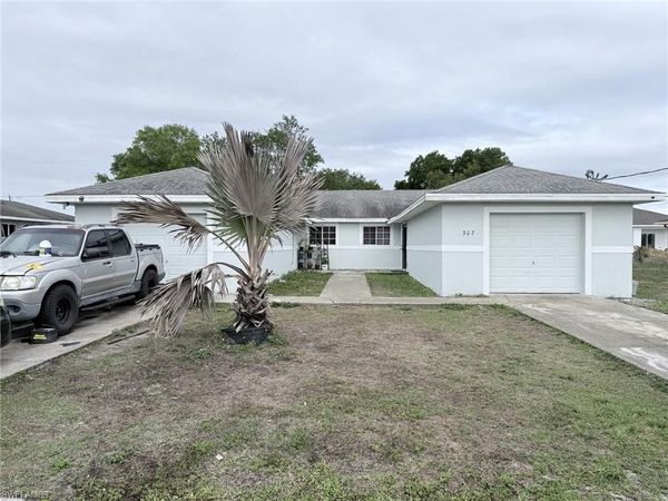305-307 Harry AVE S, LEHIGH ACRES, FL 33973
