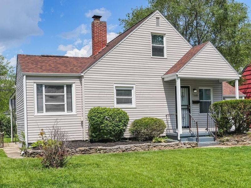 788 Tibet Road , Columbus, OH 43211 Photo 3