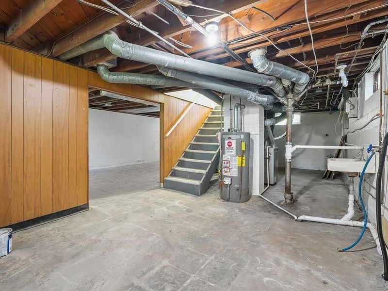 788 Tibet Road , Columbus, OH 43211 Photo 31