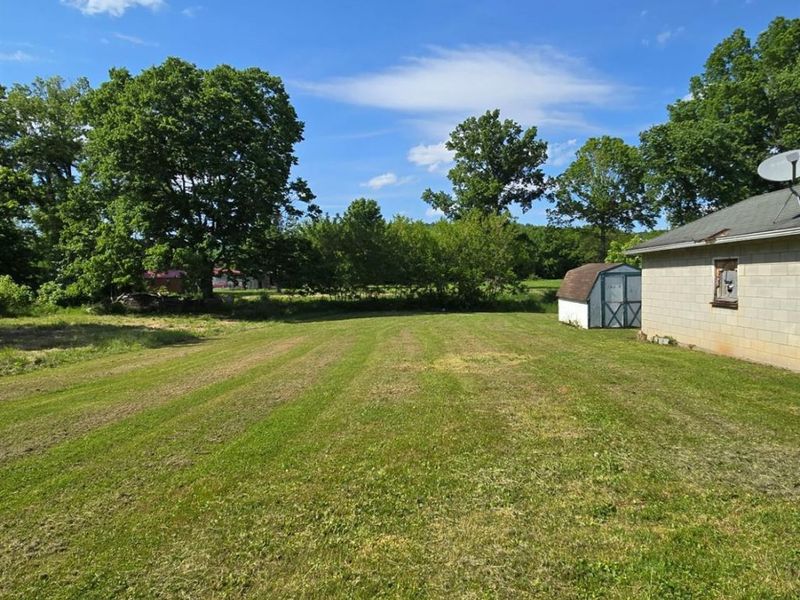 707 E Second Street, Manchester, OH 45144 Photo 15