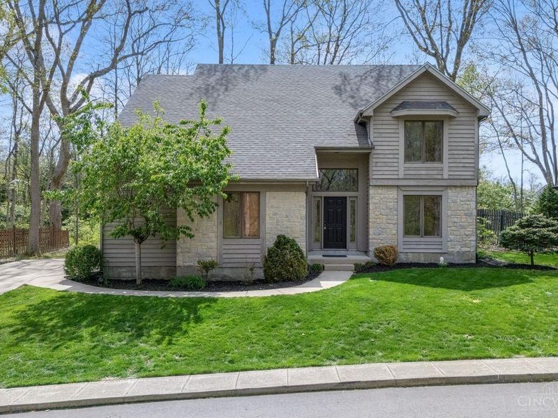 923 Wind Forest Drive, Springboro, OH 45066 Photo 1