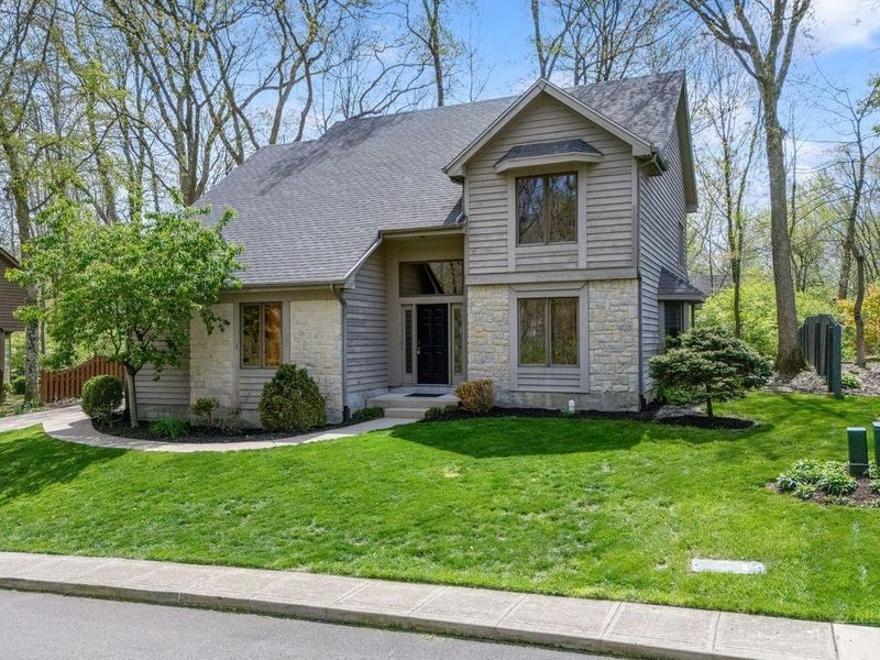 923 Wind Forest Drive, Springboro, OH 45066 Photo 2