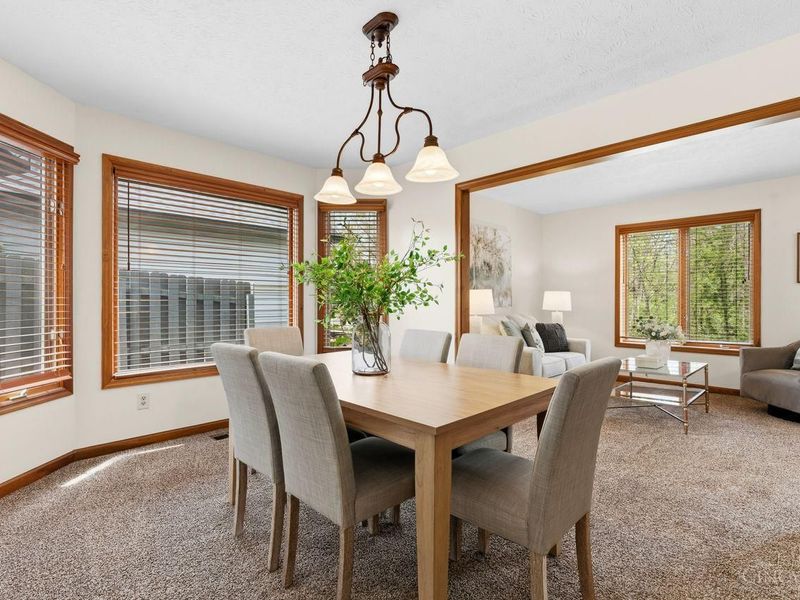 923 Wind Forest Drive, Springboro, OH 45066 Photo 7