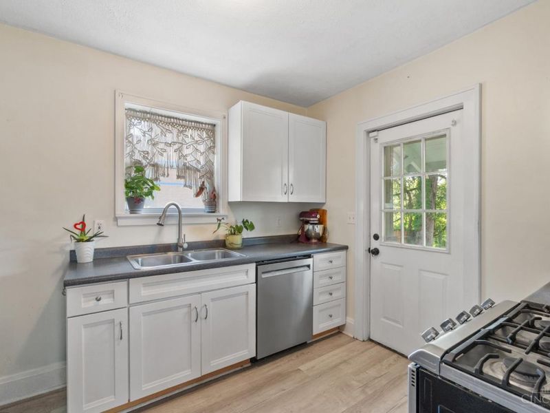 5801 Saranac Avenue, Cincinnati, OH 45224 Photo 11