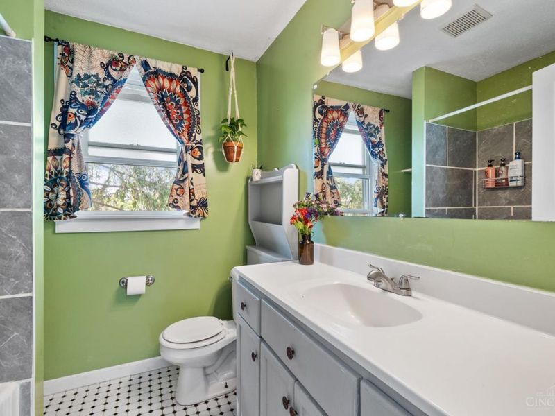 5801 Saranac Avenue, Cincinnati, OH 45224 Photo 18