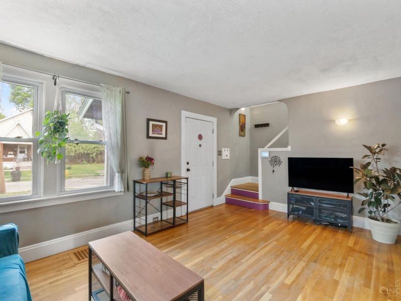 5801 Saranac Avenue, Cincinnati, OH 45224 Photo 5