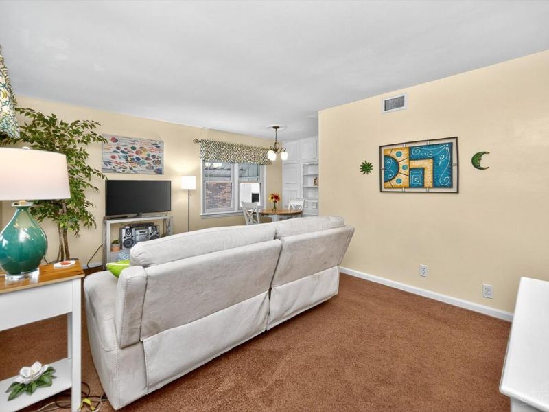 8560 Donegal Drive, Sycamore Township, OH 45236 Photo 7