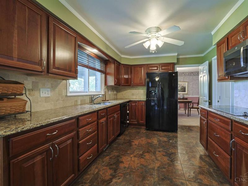 1468 Indian Ridge Trail, New Richmond, OH 45157 Photo 15