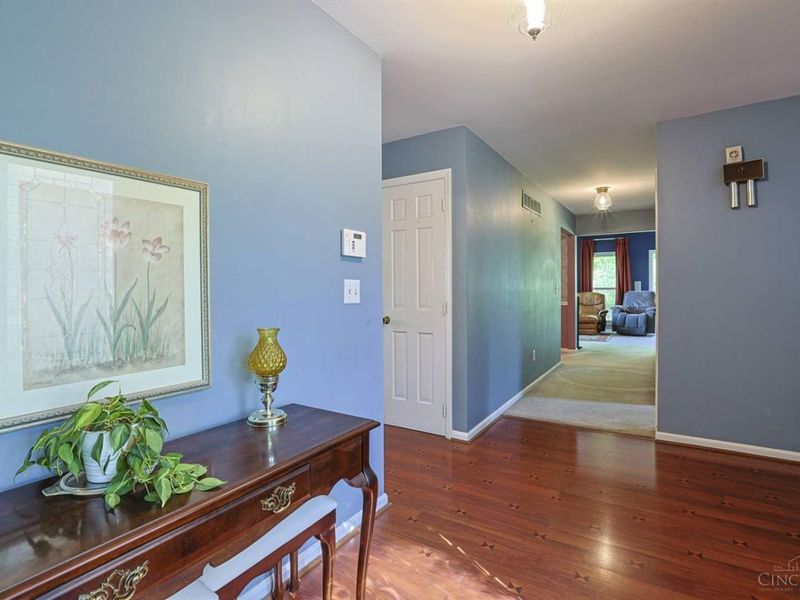 1468 Indian Ridge Trail, New Richmond, OH 45157 Photo 6