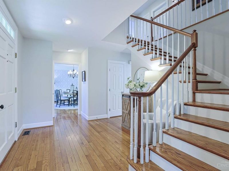 8095 Graves Road, Indian Hill, OH 45243 Photo 5