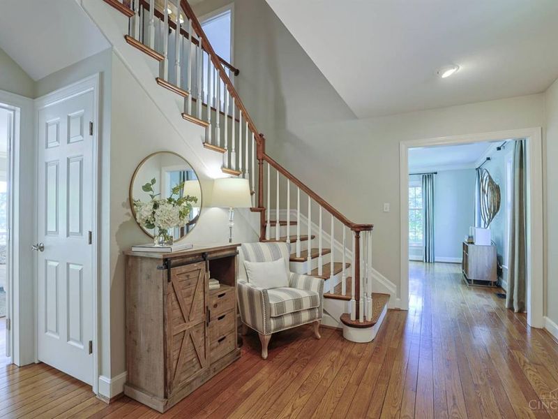 8095 Graves Road, Indian Hill, OH 45243 Photo 6