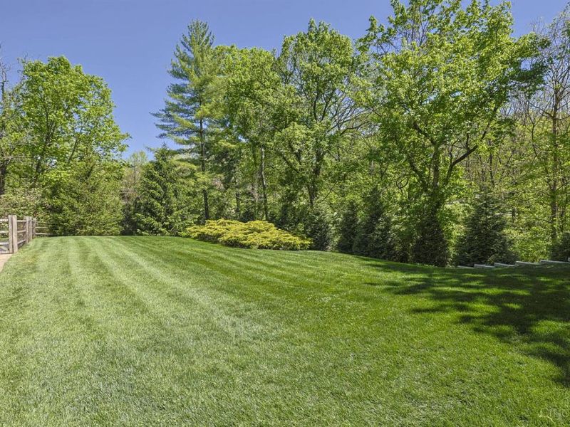 8095 Graves Road, Indian Hill, OH 45243 Photo 64