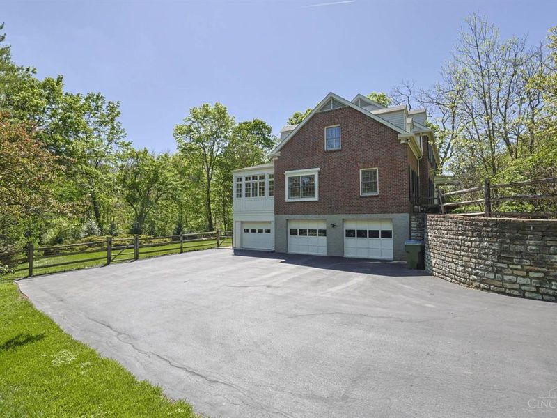 8095 Graves Road, Indian Hill, OH 45243 Photo 73