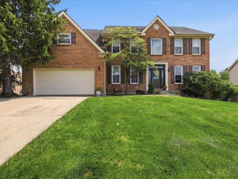 6113 Balsam Drive, Miami Twp, OH 45150 Photo 2