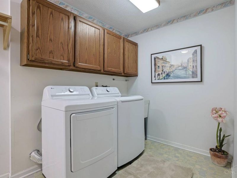 5199 Scarsdale Cove, Green Township, OH 45248 Photo 25