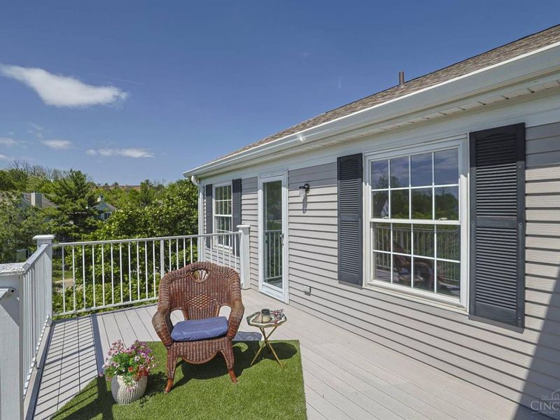 5199 Scarsdale Cove, Green Township, OH 45248 Photo 27