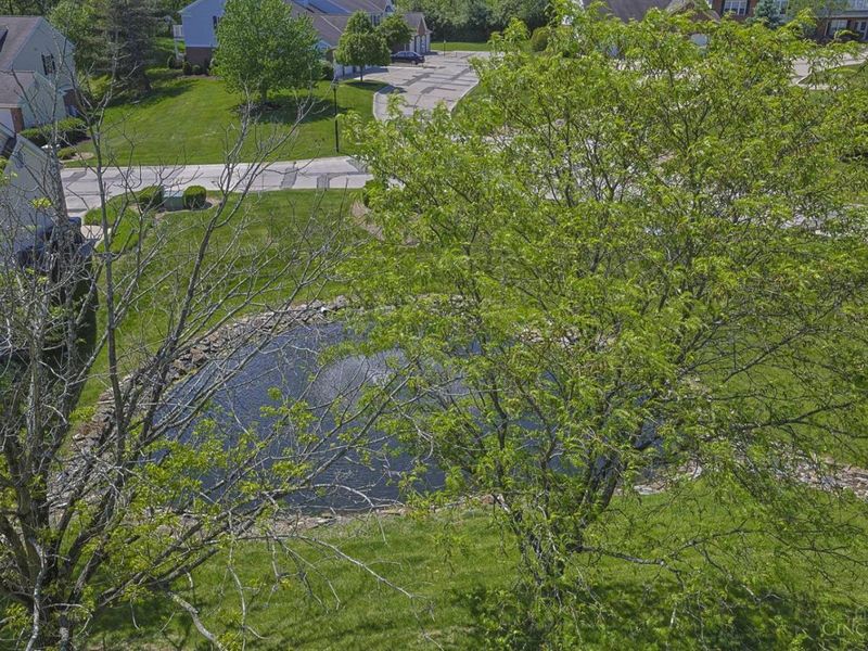 5199 Scarsdale Cove, Green Township, OH 45248 Photo 29